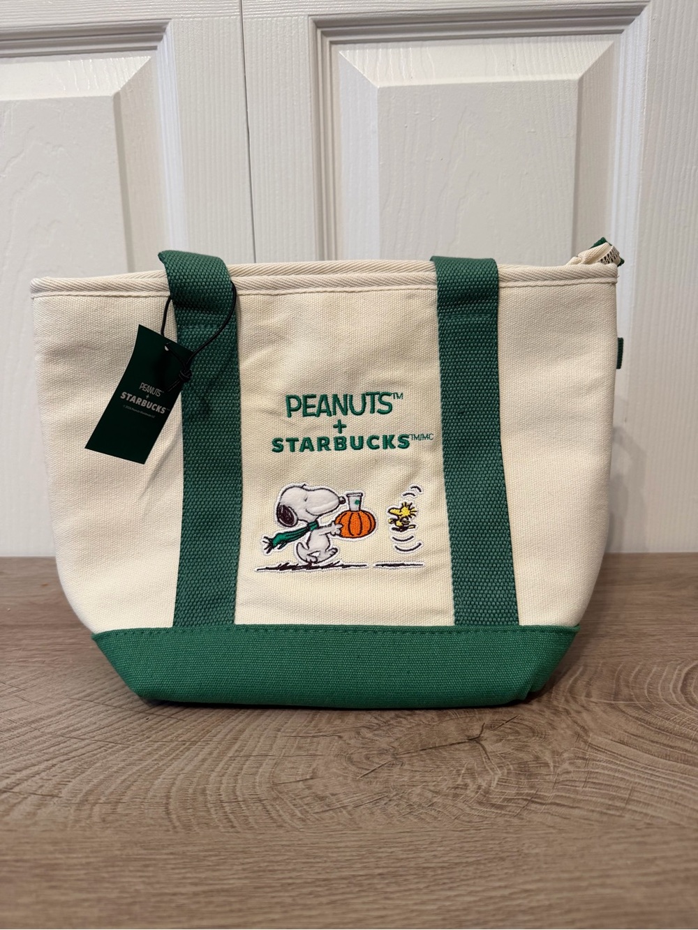Starbucks x Peanuts Snoopy Mini Tote 2026 in hand Ready to ship